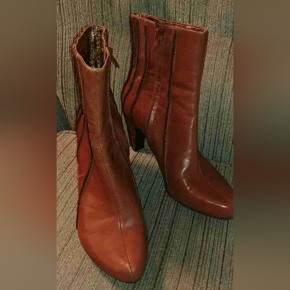 Tsubo leather ankle booties - Picture 3 of 7